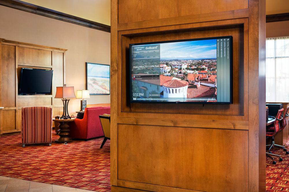 Courtyard By Marriott Santa Barbara Goleta Hotel Buitenkant foto