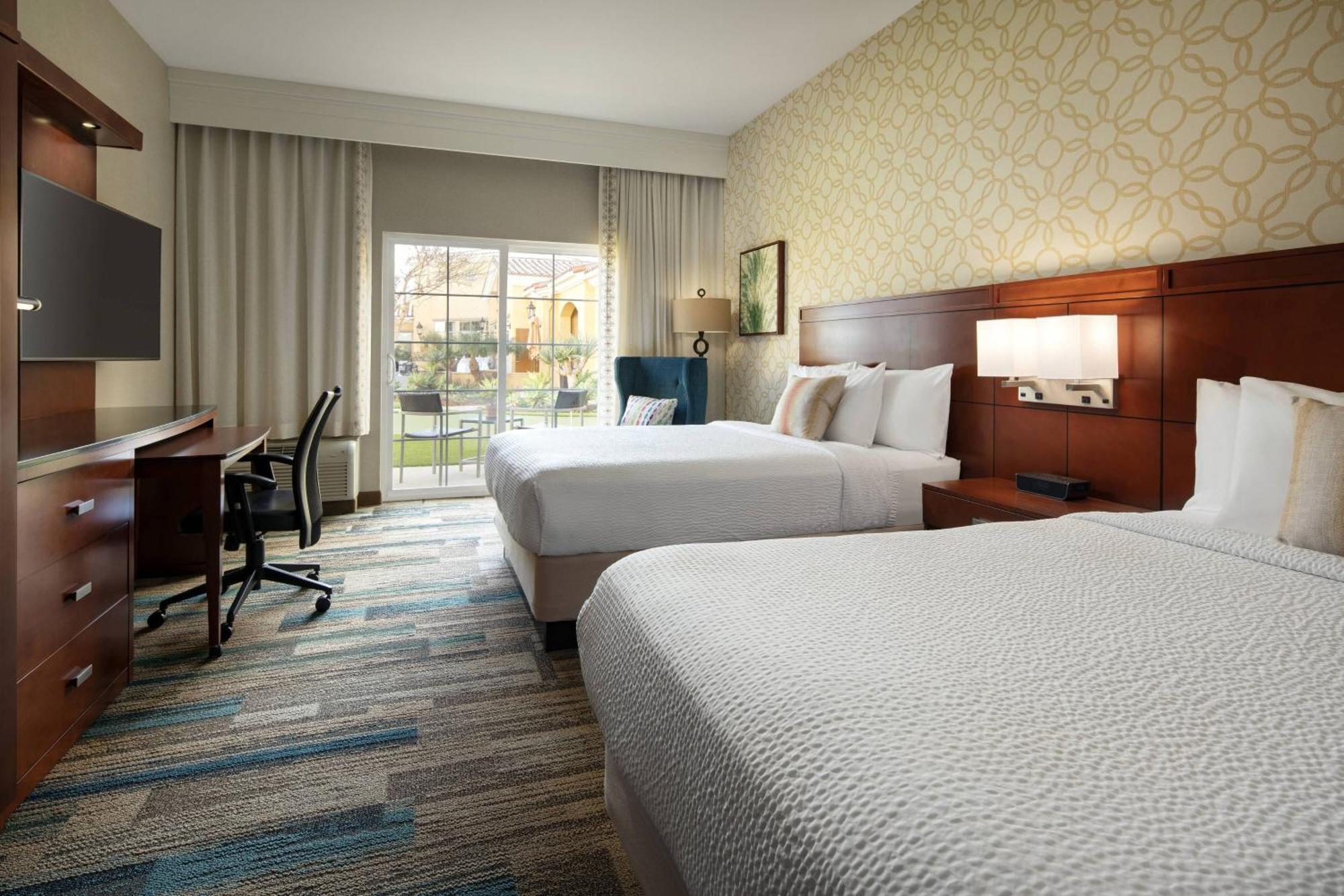 Courtyard By Marriott Santa Barbara Goleta Hotel Buitenkant foto