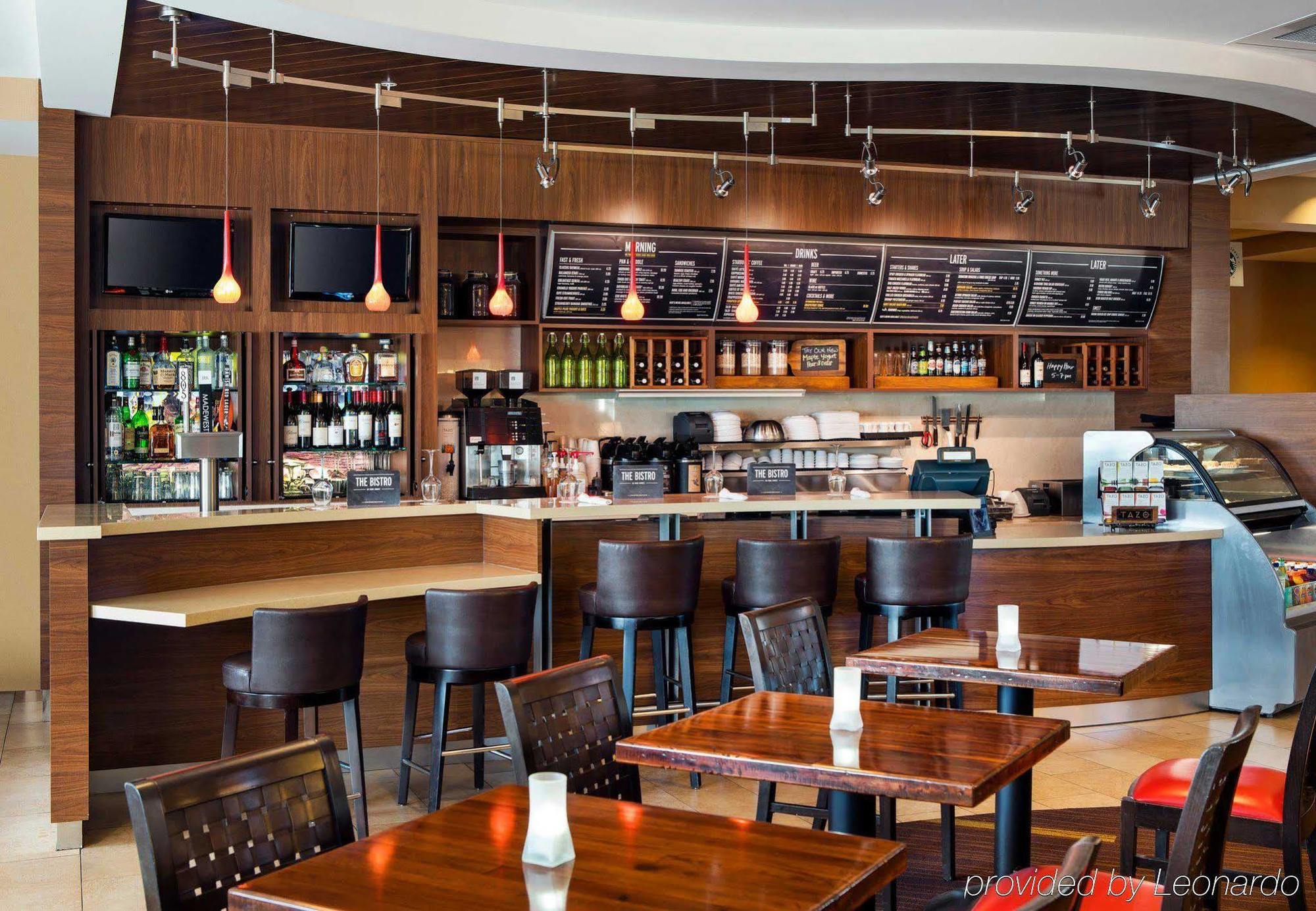Courtyard By Marriott Santa Barbara Goleta Hotel Buitenkant foto